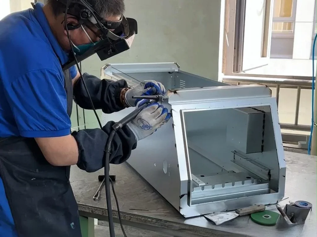 aluminum medical casing